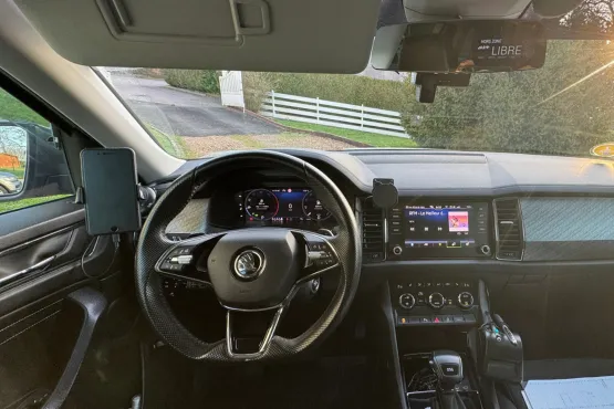 chauffeur business taxi saclas pour entreprise